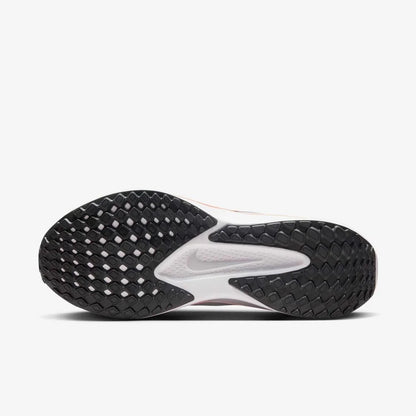 Tênis Nike Quest 6 Masculino - Branco Laranja